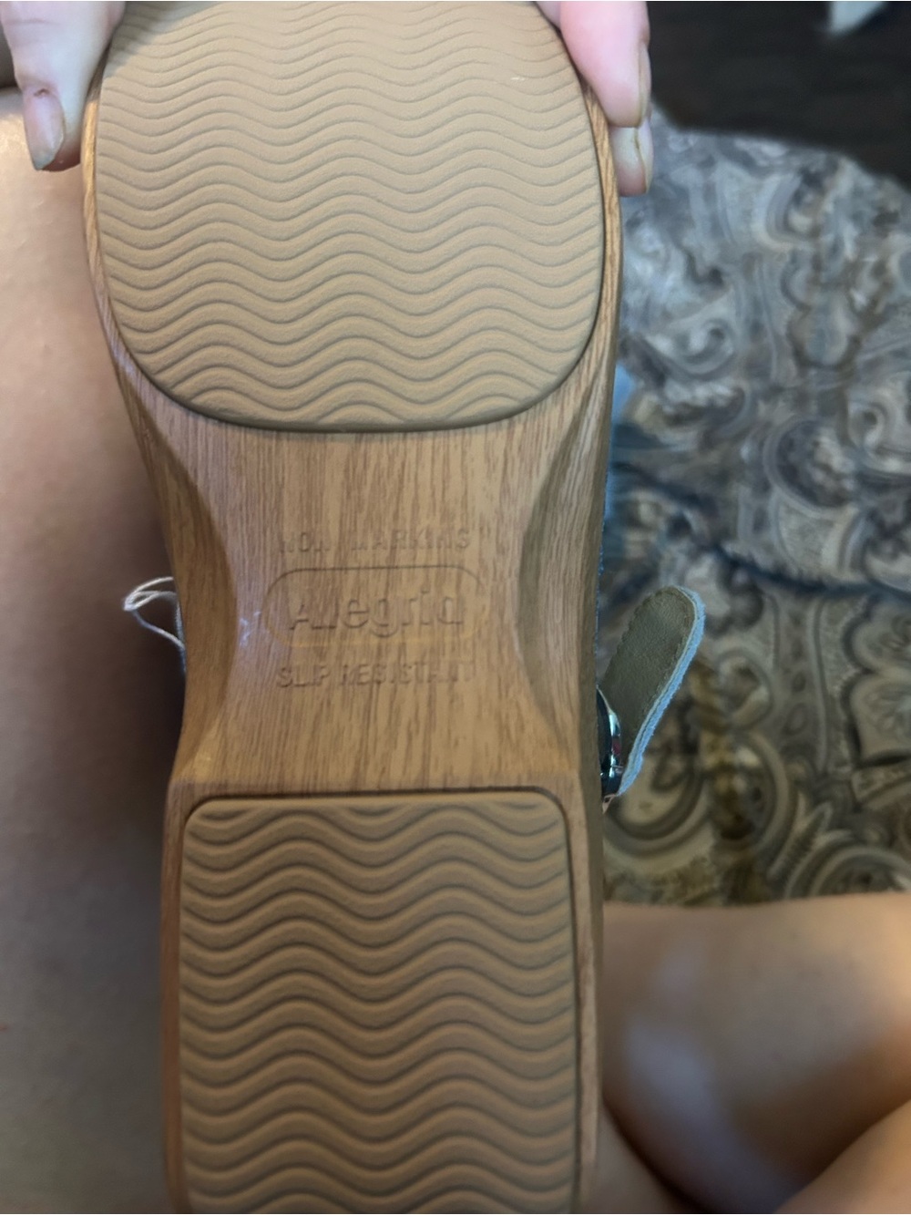 NEW! Alegria clogs - Picture 7 of 11